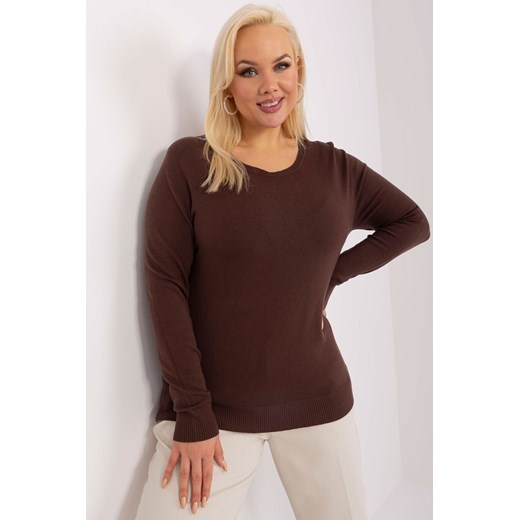 Gładki sweter plus size z długim rękawem brązowy ze sklepu 5.10.15 w kategorii Swetry damskie - zdjęcie 169708900