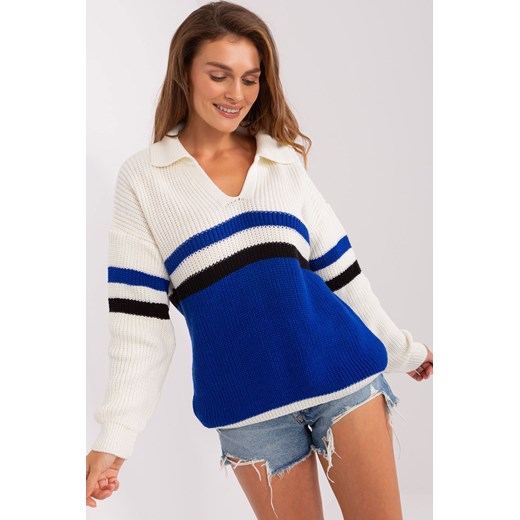 Ecru-kobaltowy sweter oversize kołnierzem ze sklepu 5.10.15 w kategorii Swetry damskie - zdjęcie 169711931