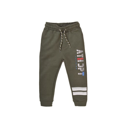 Spodnie dresowe niemowlęce khaki ze sklepu 5.10.15 w kategorii Spodnie i półśpiochy - zdjęcie 169713604