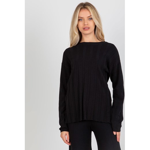 Czarny prążkowany sweter klasyczny z wiskozą ze sklepu 5.10.15 w kategorii Swetry damskie - zdjęcie 169713651