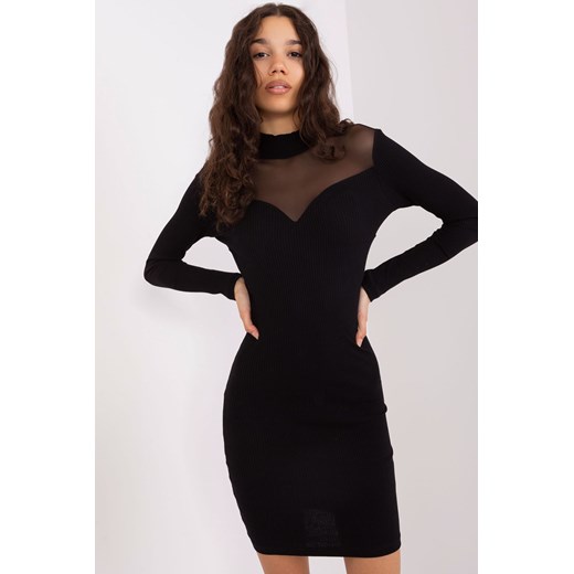 Czarna sukienka z siateczkowym dekoltem BASIC FEEL GOOD ze sklepu 5.10.15 w kategorii Sukienki - zdjęcie 169714393