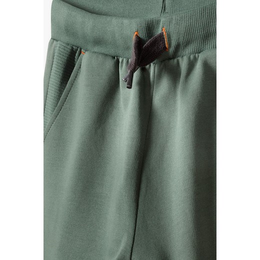 Zielone spodnie dresowe regular dla chłopca Lincoln & Sharks By 5.10.15. 152 5.10.15