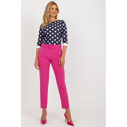 Ciemnoróżowe spodnie garniturowe z kieszeniami Giulia ze sklepu 5.10.15 w kategorii Spodnie damskie - zdjęcie 169717030