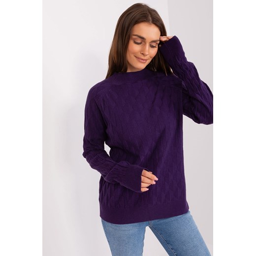 Ciemnofioletowy sweter damski klasyczny z okrągłym dekoltem ze sklepu 5.10.15 w kategorii Swetry damskie - zdjęcie 169720563