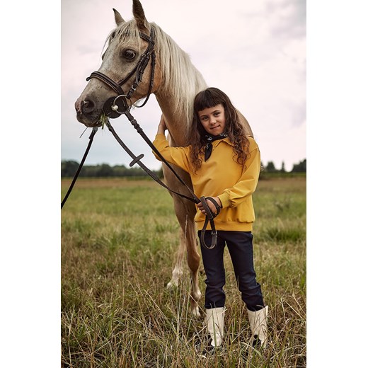 Żółta bluza dla dziewczynki z kołnierzykiem ze sklepu 5.10.15 w kategorii Bluzy dziewczęce - zdjęcie 169720600