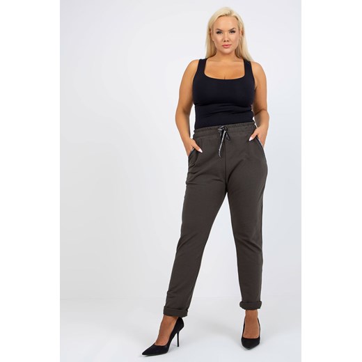 Khaki dresowe spodnie plus size z kieszeniami Savage ze sklepu 5.10.15 w kategorii Spodnie damskie - zdjęcie 169720974
