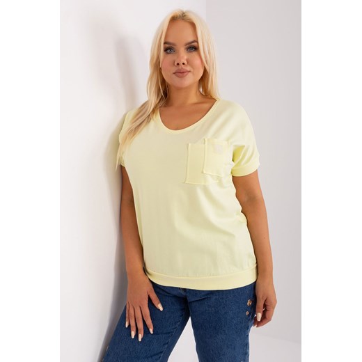 Jasnożółta damska bluzka plus size z kieszonką ze sklepu 5.10.15 w kategorii Bluzki damskie - zdjęcie 169723804