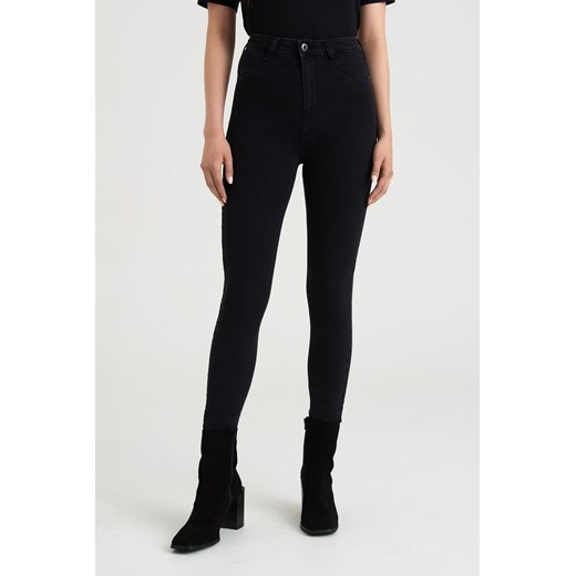 Czarne spodnie damskie jeansowe z wysokim stanem Greenpoint 34 5.10.15 wyprzedaż