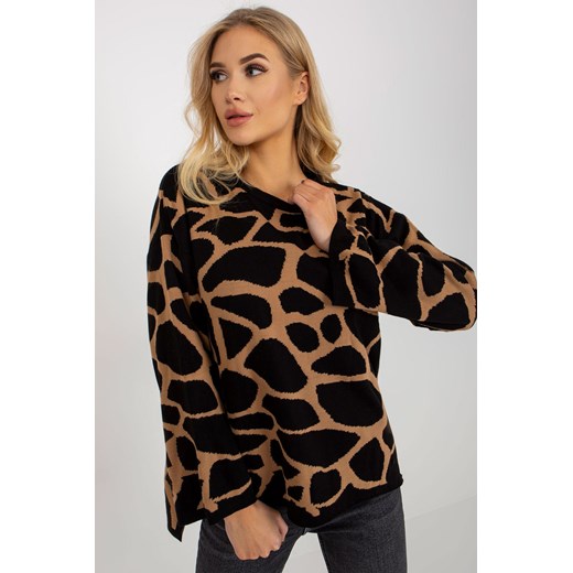Camelowo-czarny damski sweter oversize we wzory ze sklepu 5.10.15 w kategorii Swetry damskie - zdjęcie 169724952