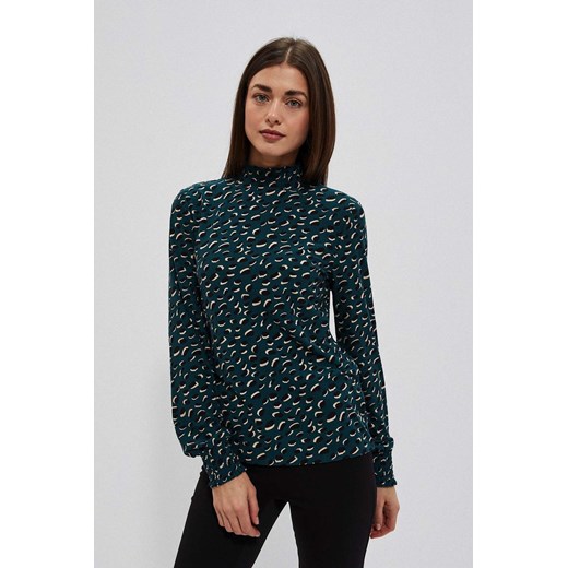Zielona bluzka damska z długim rękawem i geometrycznym wzorem ze sklepu 5.10.15 w kategorii Bluzki damskie - zdjęcie 169726262