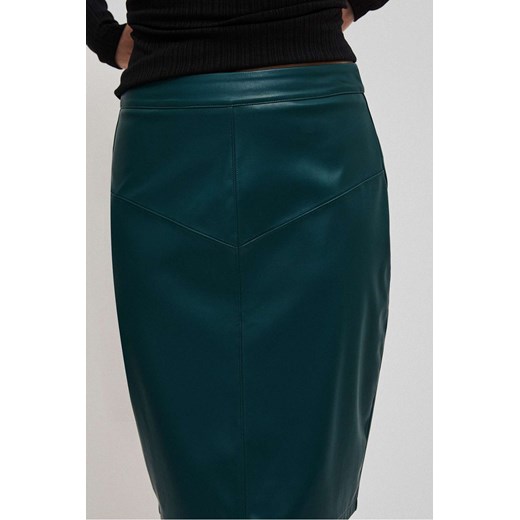 Zielona ołówkowa spódnica damska z imitacji skóry L promocyjna cena 5.10.15