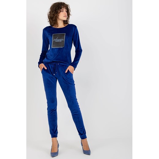 Kobaltowy damski komplet welurowy ze spodniami ze sklepu 5.10.15 w kategorii Dresy damskie - zdjęcie 169729224