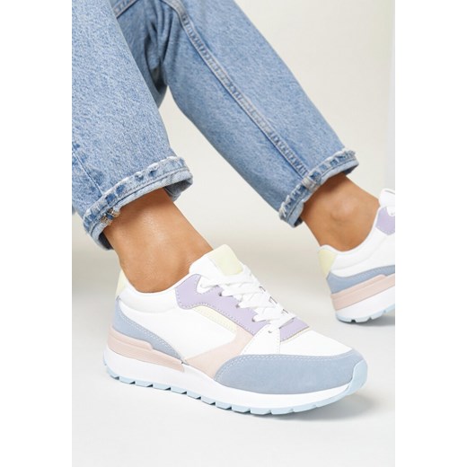 Biało-Fioletowe Sneakersy ze Sznurowaniem na Płaskiej Podeszwie Luvirn ze sklepu born2be.pl w kategorii Buty sportowe damskie - zdjęcie 169736664