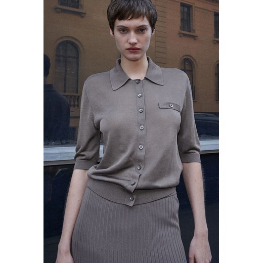 Bluzka damska H & M z długimi rękawami z dekoltem w serek 
