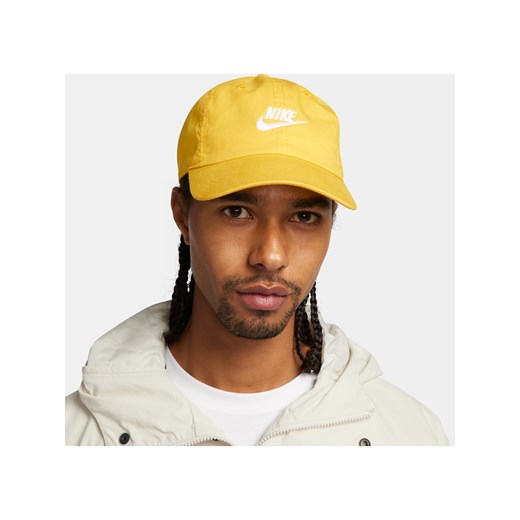 Czapka z efektem sprania Futura Nike Club - Żółty ze sklepu Nike poland w kategorii Czapki z daszkiem męskie - zdjęcie 169755351