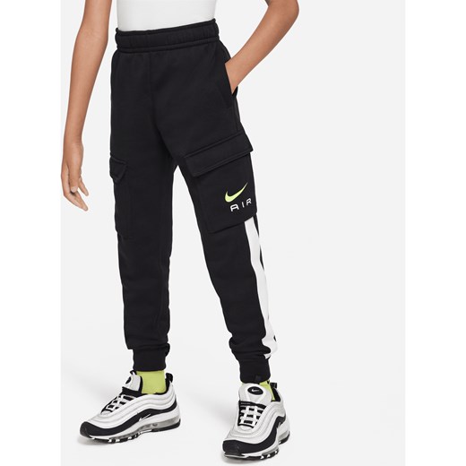 Bojówki z dzianiny dla dużych dzieci Nike Air - Czerń ze sklepu Nike poland w kategorii Spodnie chłopięce - zdjęcie 169755383
