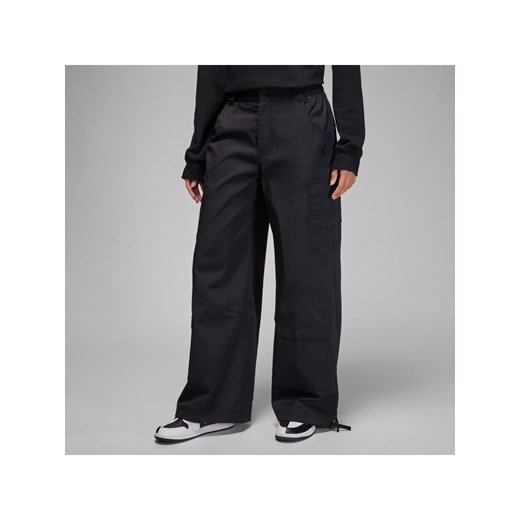 Damskie grube spodnie Chicago Jordan - Czerń ze sklepu Nike poland w kategorii Spodnie damskie - zdjęcie 169757301