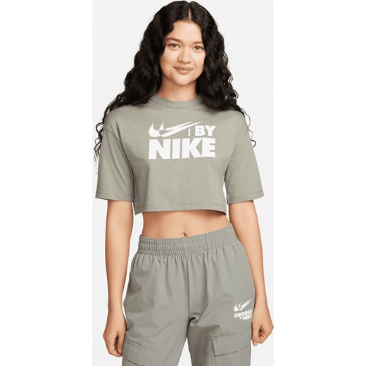 T-shirt damski o krótkim kroju Nike Sportswear - Szary Nike S (EU 36-38) Nike poland