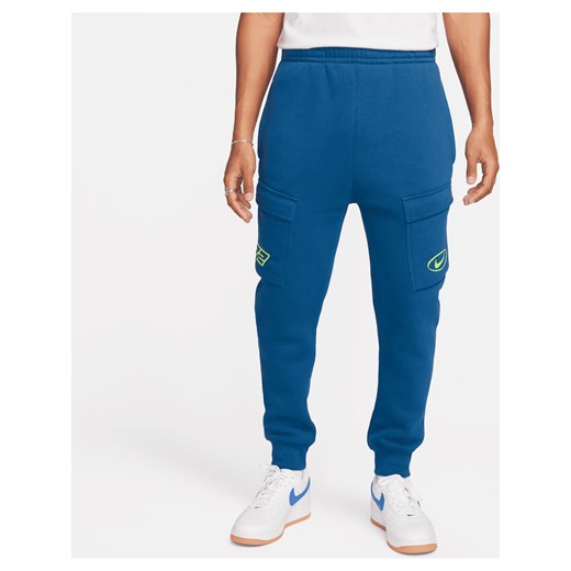 Męskie bojówki z dzianiny Nike Sportswear - Niebieski ze sklepu Nike poland w kategorii Spodnie męskie - zdjęcie 169758423