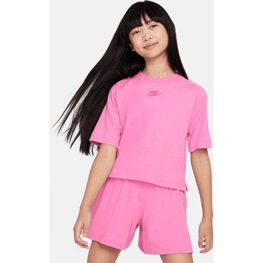 Koszulka z krótkim rękawem dla dużych dzieci (dziewcząt) Nike Sportswear - Czerwony ze sklepu Nike poland w kategorii Bluzki dziewczęce - zdjęcie 169758633