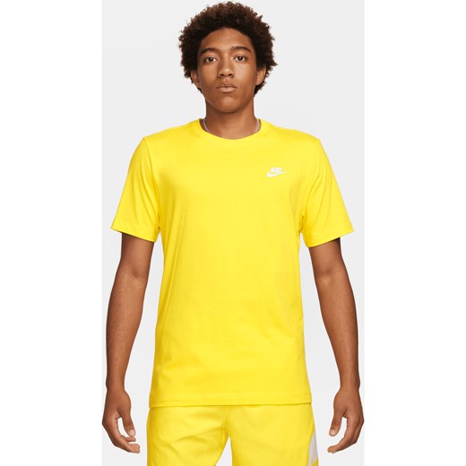 T-shirt męski Nike Sportswear Club - Żółty ze sklepu Nike poland w kategorii T-shirty męskie - zdjęcie 169758940