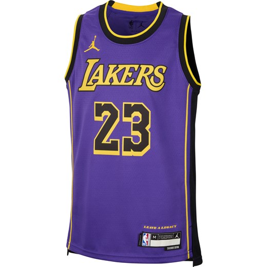 Koszulka dla dużych dzieci (chłopców) Jordan Dri-FIT NBA Swingman LeBron James Los Angeles Lakers Statement Edition - Fiolet ze sklepu Nike poland w kategorii T-shirty chłopięce - zdjęcie 169759171