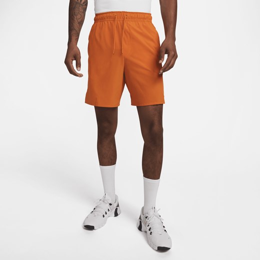 Spodenki męskie pomarańczowe Nike 