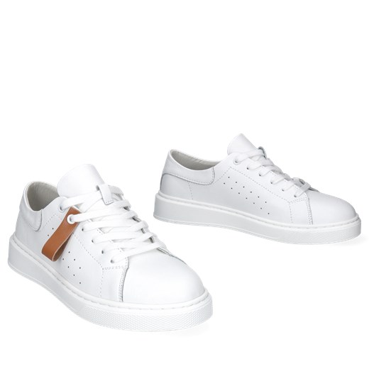 Białe sneakersy damskie ze skóry, Sneakersy, GG0007-01 38 Konopka Shoes