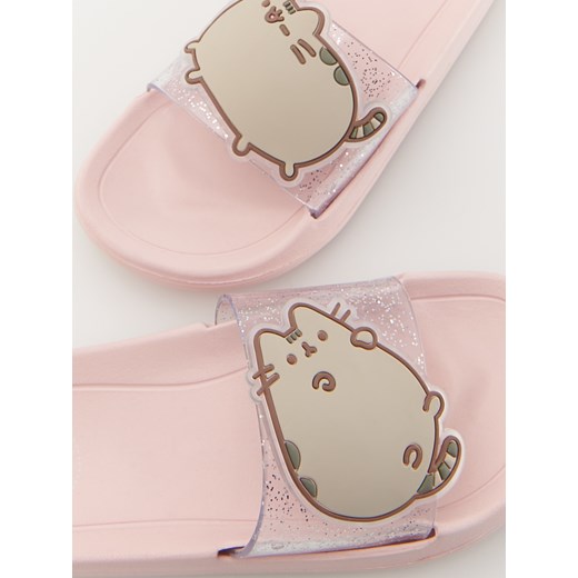 Reserved klapki dziecięce różowe 