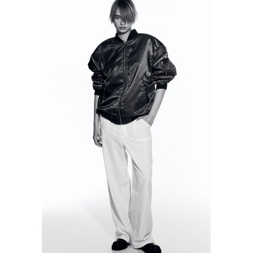 H & M - Proste spodnie z domieszką lnu - Biały ze sklepu H&M w kategorii Spodnie damskie - zdjęcie 169801062