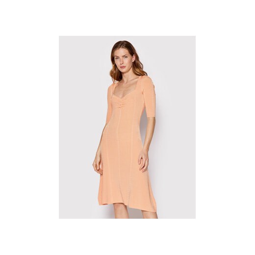 Guess Sukienka codzienna W2YK53 Z30K0 Pomarańczowy Flare Fit ze sklepu MODIVO w kategorii Sukienki - zdjęcie 169810332