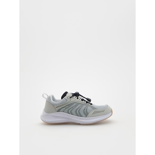 Reserved - Sportowe sneakersy - złamana biel ze sklepu Reserved w kategorii Buty sportowe dziecięce - zdjęcie 169817001