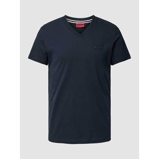 T-shirt z dekoltem w serek model ‘VINTAGE LOGO’ ze sklepu Peek&Cloppenburg  w kategorii T-shirty męskie - zdjęcie 169818344