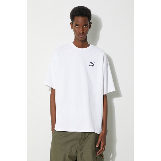 Puma t-shirt bawełniany  BETTER CLASSICS męski kolor biały z aplikacją 679188 ze sklepu PRM w kategorii T-shirty męskie - zdjęcie 169850614