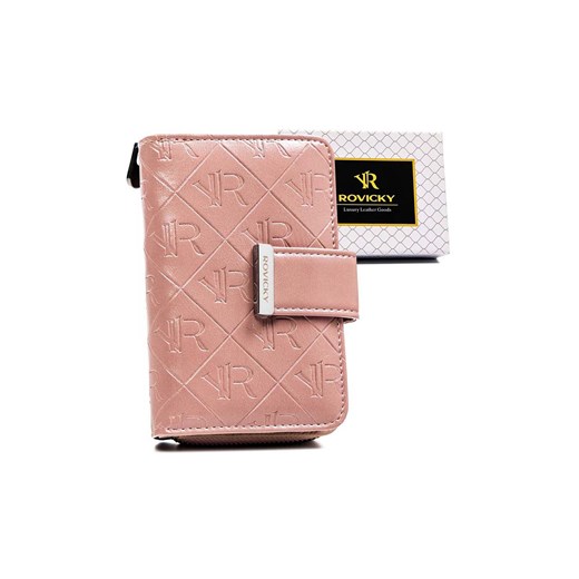 Różowy portfel damski z tłoczonym monogramem - Rovicky ze sklepu 5.10.15 w kategorii Portfele damskie - zdjęcie 169851754