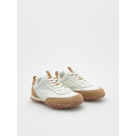 Reserved - Skórzane sneakersy ze wstawkami - biały ze sklepu Reserved w kategorii Buty sportowe damskie - zdjęcie 169857111