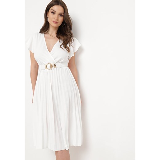 Biała Rozkloszowana Sukienka Midi z Kopertową Górą i Plisowanym Dołem Alissu ze sklepu Born2be Odzież w kategorii Sukienki - zdjęcie 169892880