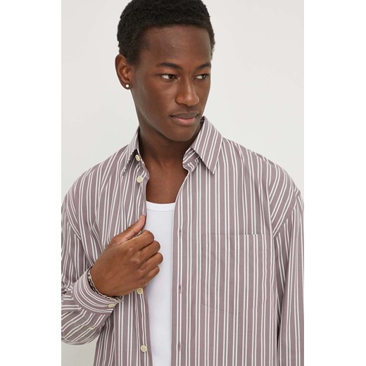 Drykorn koszula bawełniana RIKOV męska kolor fioletowy relaxed z kołnierzykiem klasycznym 14407847360 ze sklepu ANSWEAR.com w kategorii Koszule męskie - zdjęcie 169904124