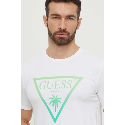 T-shirt męski Guess młodzieżowy biały z krótkimi rękawami 