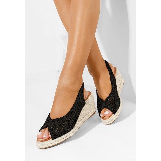 Czarne sandały na koturnie Xiomara ze sklepu Zapatos w kategorii Sandały damskie - zdjęcie 169905313