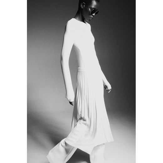 H & M - Plisowana spódnica - Biały ze sklepu H&M w kategorii Spódnice - zdjęcie 169992194