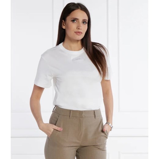 Calvin Klein T-shirt MICRO LOGO | Regular Fit ze sklepu Gomez Fashion Store w kategorii Bluzki damskie - zdjęcie 169992810