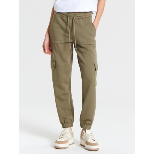 Sinsay - Spodnie dresowe - zielony ze sklepu Sinsay w kategorii Spodnie damskie - zdjęcie 169999183