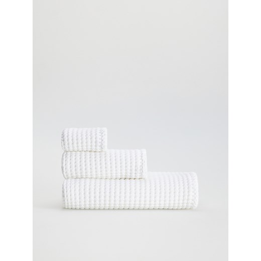 Reserved - Ręcznik z waflową strukturą - biały ze sklepu Reserved w kategorii Ręczniki - zdjęcie 170002100