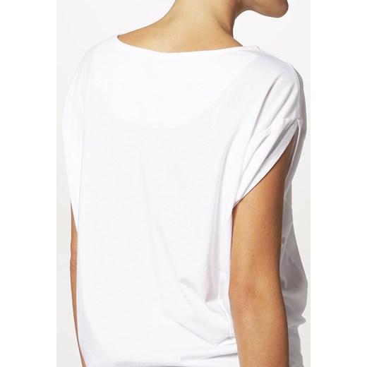 Bench REFLECKT Tshirt z nadrukiem bright white zalando  krótkie