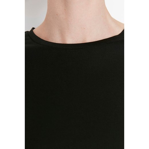 Bluzka damska czarna Trendyol z krótkimi rękawami 