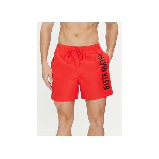 Calvin Klein Swimwear Szorty kąpielowe KM0KM01004 Czerwony Regular Fit ze sklepu MODIVO w kategorii Kąpielówki - zdjęcie 170009124
