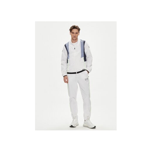 EA7 Emporio Armani Dres 6RPV79 PJSRZ 1100 Biały Regular Fit ze sklepu MODIVO w kategorii Dresy męskie - zdjęcie 170108831