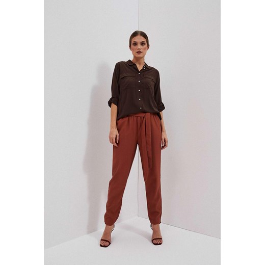 Klasyczne spodnie damskie brązowe ze sklepu 5.10.15 w kategorii Spodnie damskie - zdjęcie 170119914