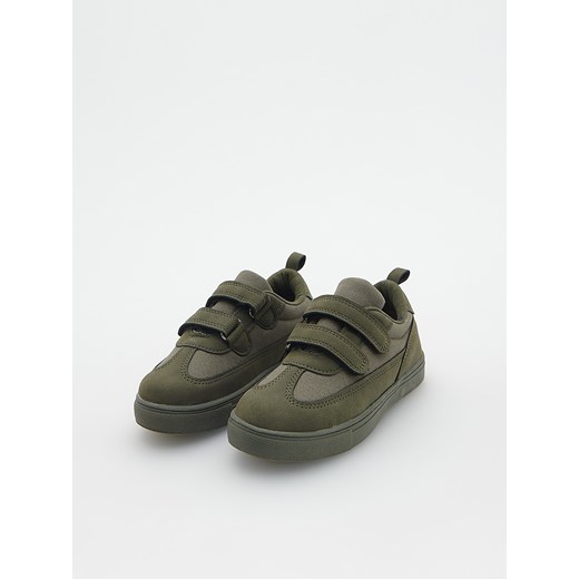 Reserved - Sneakersy na rzepy - zielony ze sklepu Reserved w kategorii Trampki dziecięce - zdjęcie 170127681